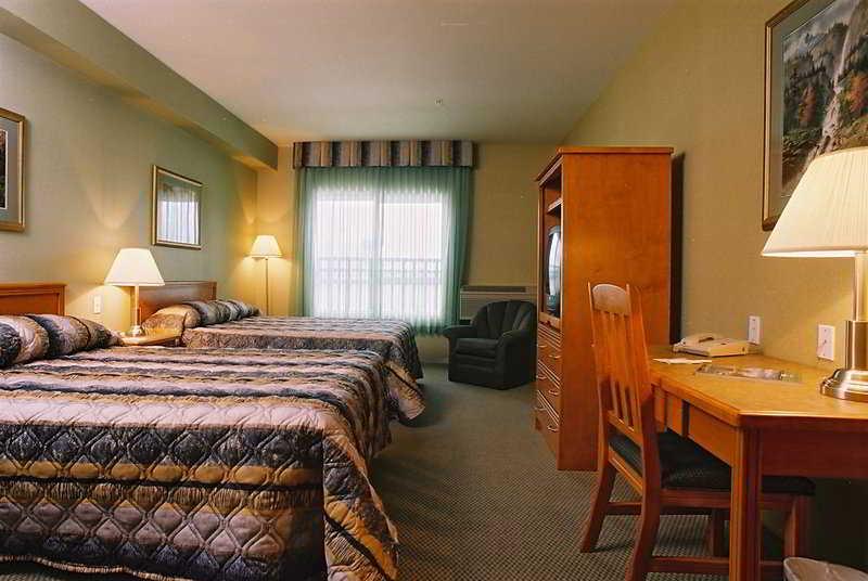 Best Western King George Inn & Suites Surrey Room photo